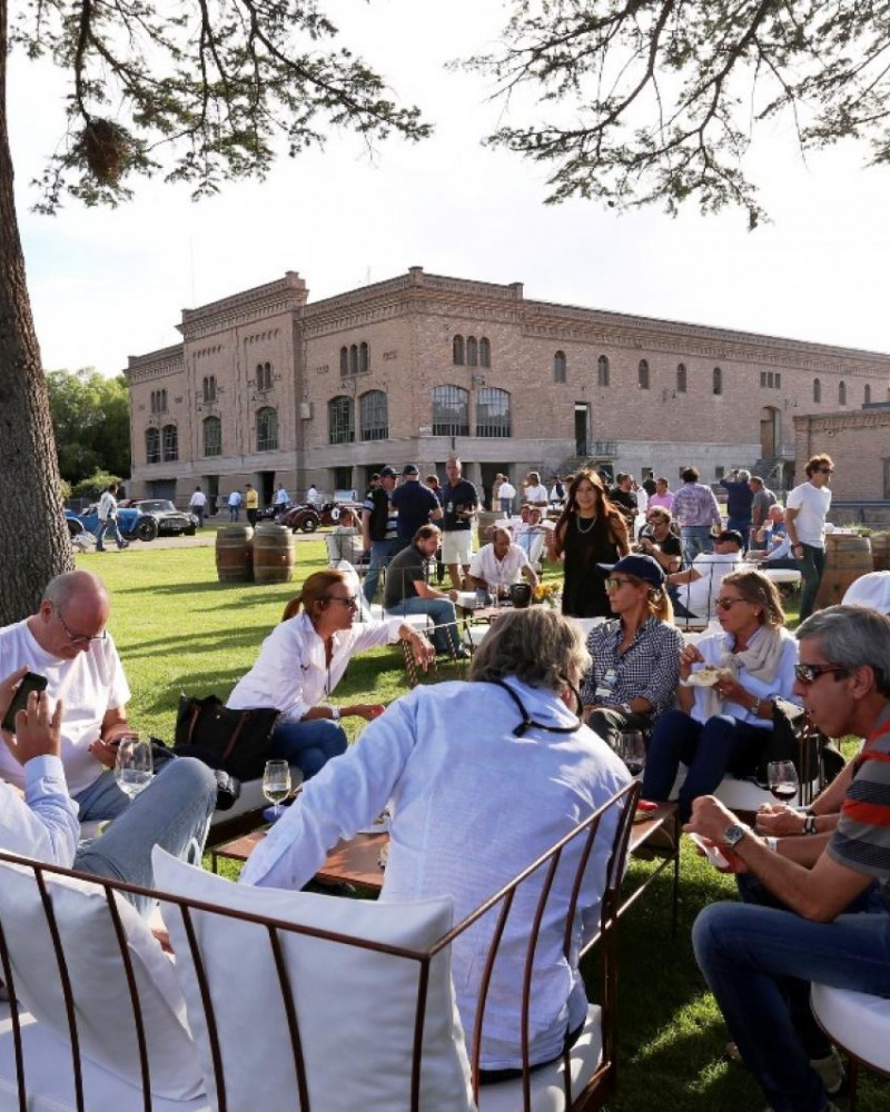 Desafio de vinho e comida com o Chef Lucas Bustos