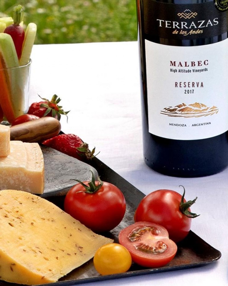 Navegando Entre Montanhas