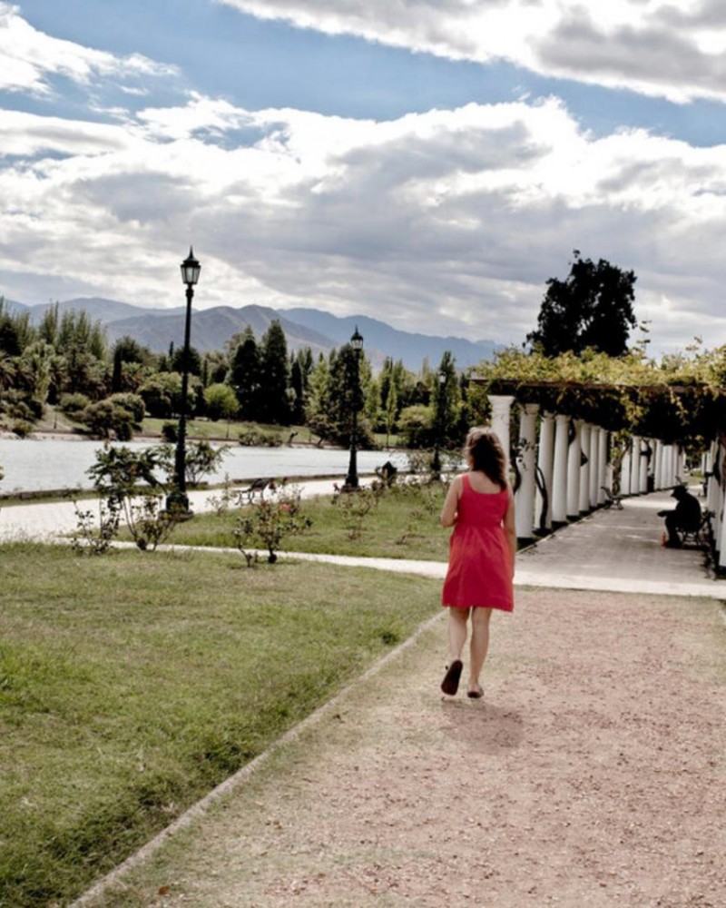 Cidade, Vinícola e Shopping