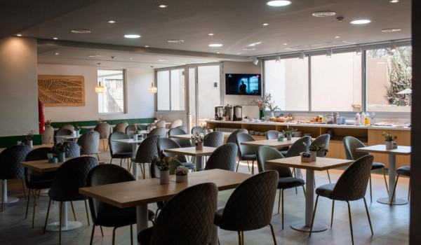 DAKAR HOTEL