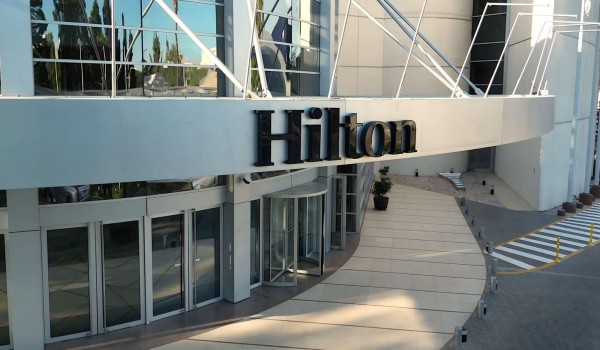 Hilton Mendoza