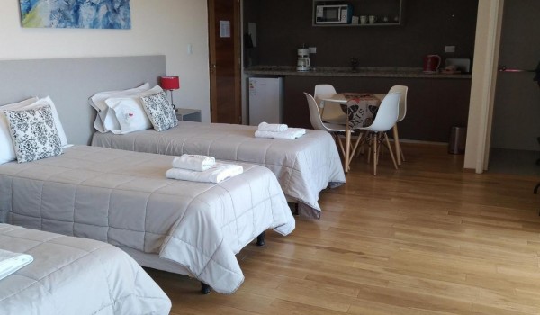 Apart Hotel Quijote by DOT Suites