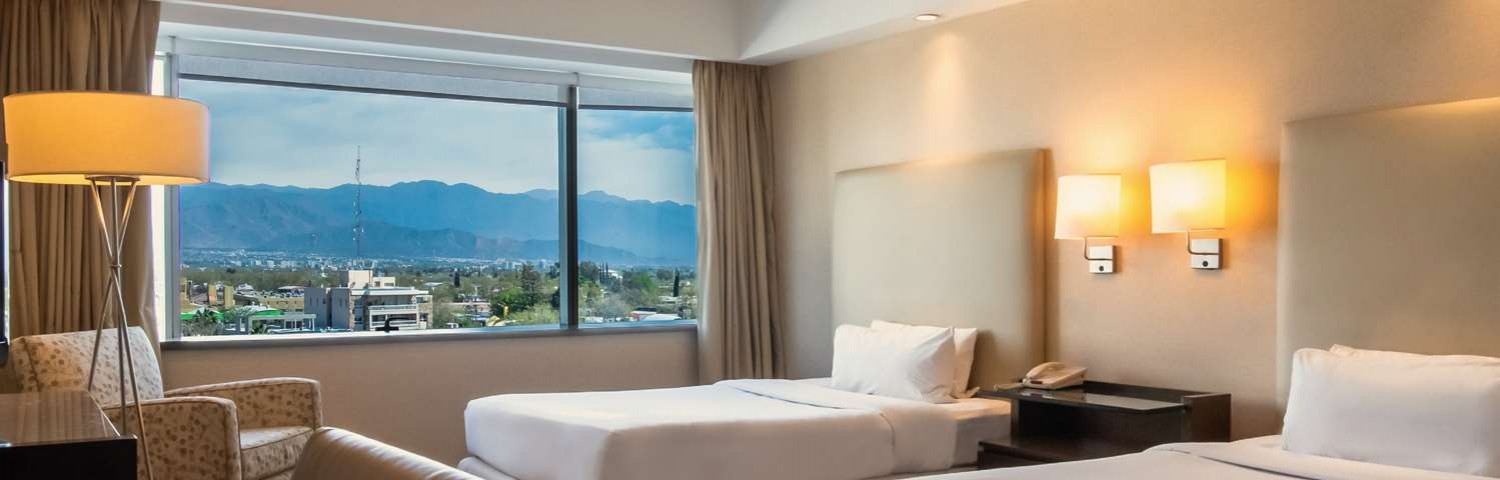 Hilton Mendoza