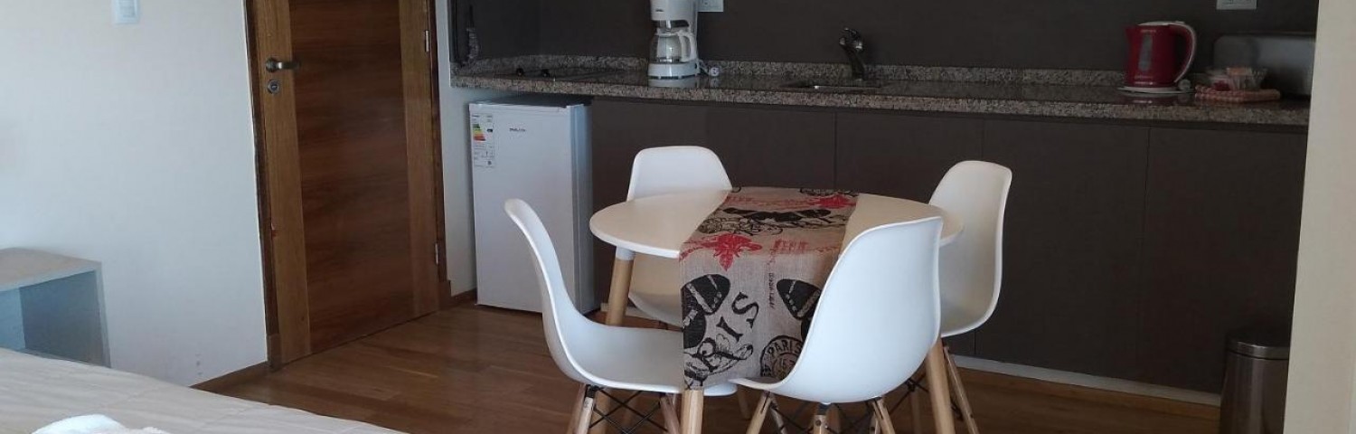 Apart Hotel Quijote by DOT Suites