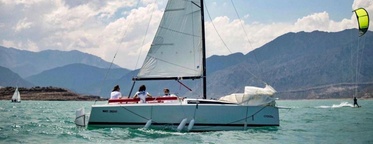 Navegando Entre Montanhas