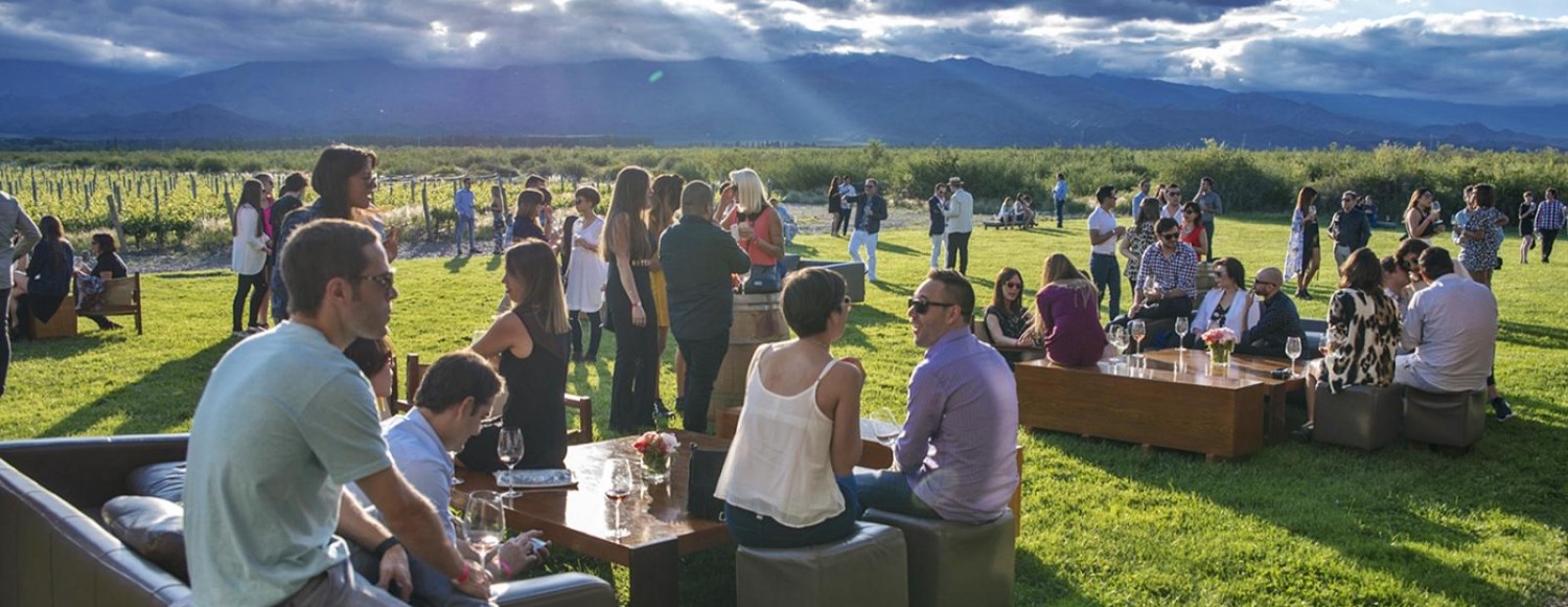 Pôr do Sol em Viní­cola