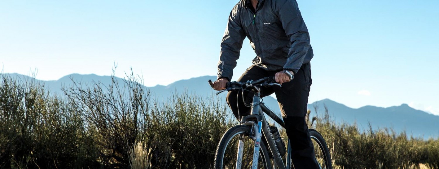 Mountain bike pelas trilhas de Chacras