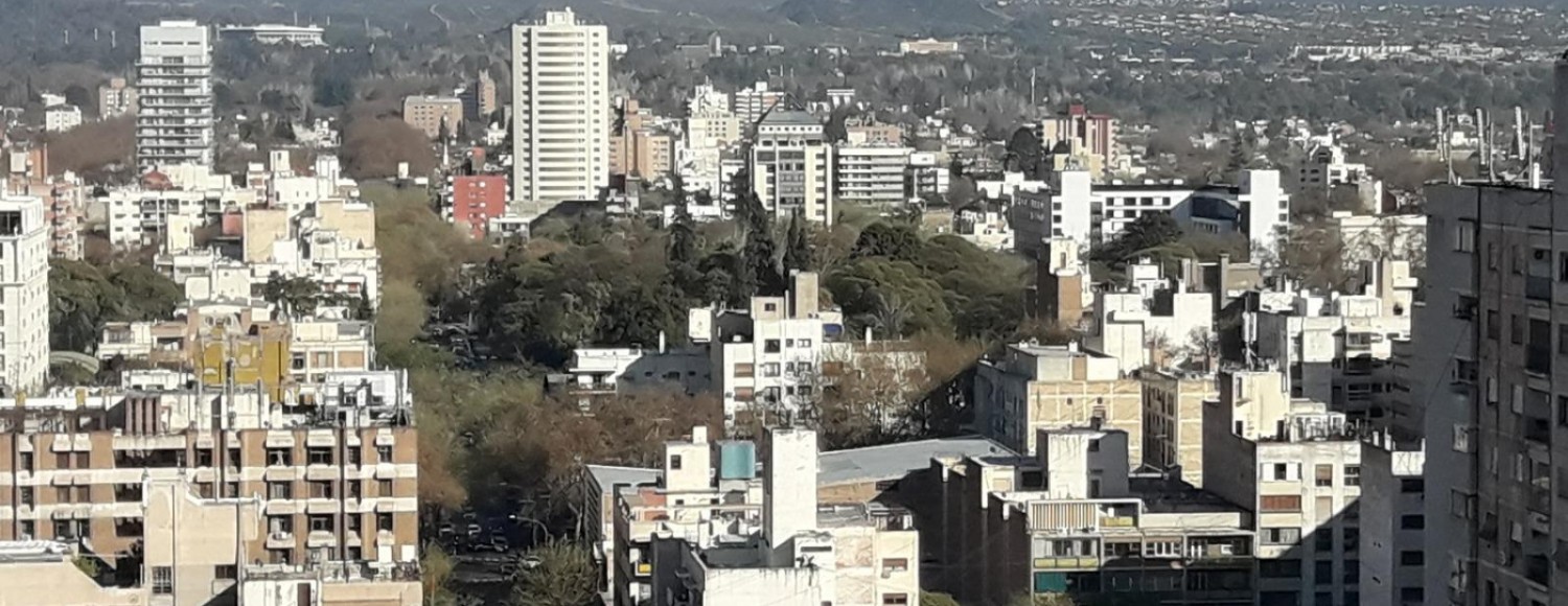 Cidade, Vinícola e Shopping